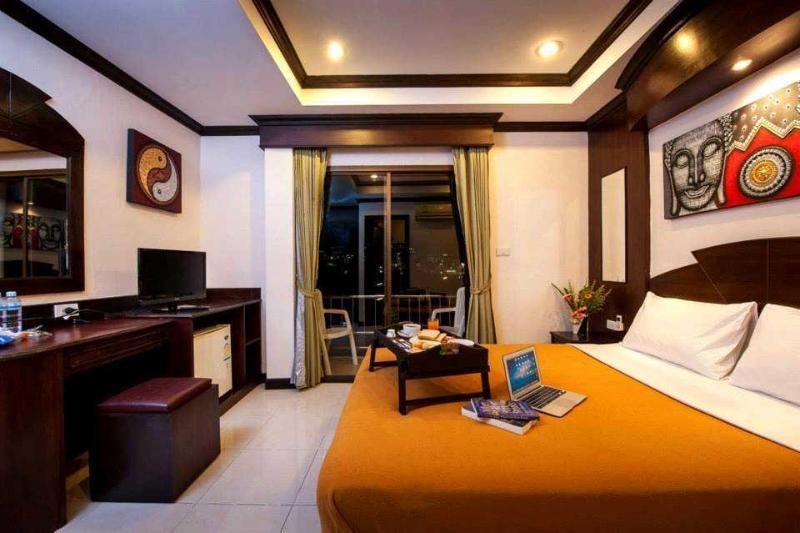 Fish And Summer House Patong Exterior foto